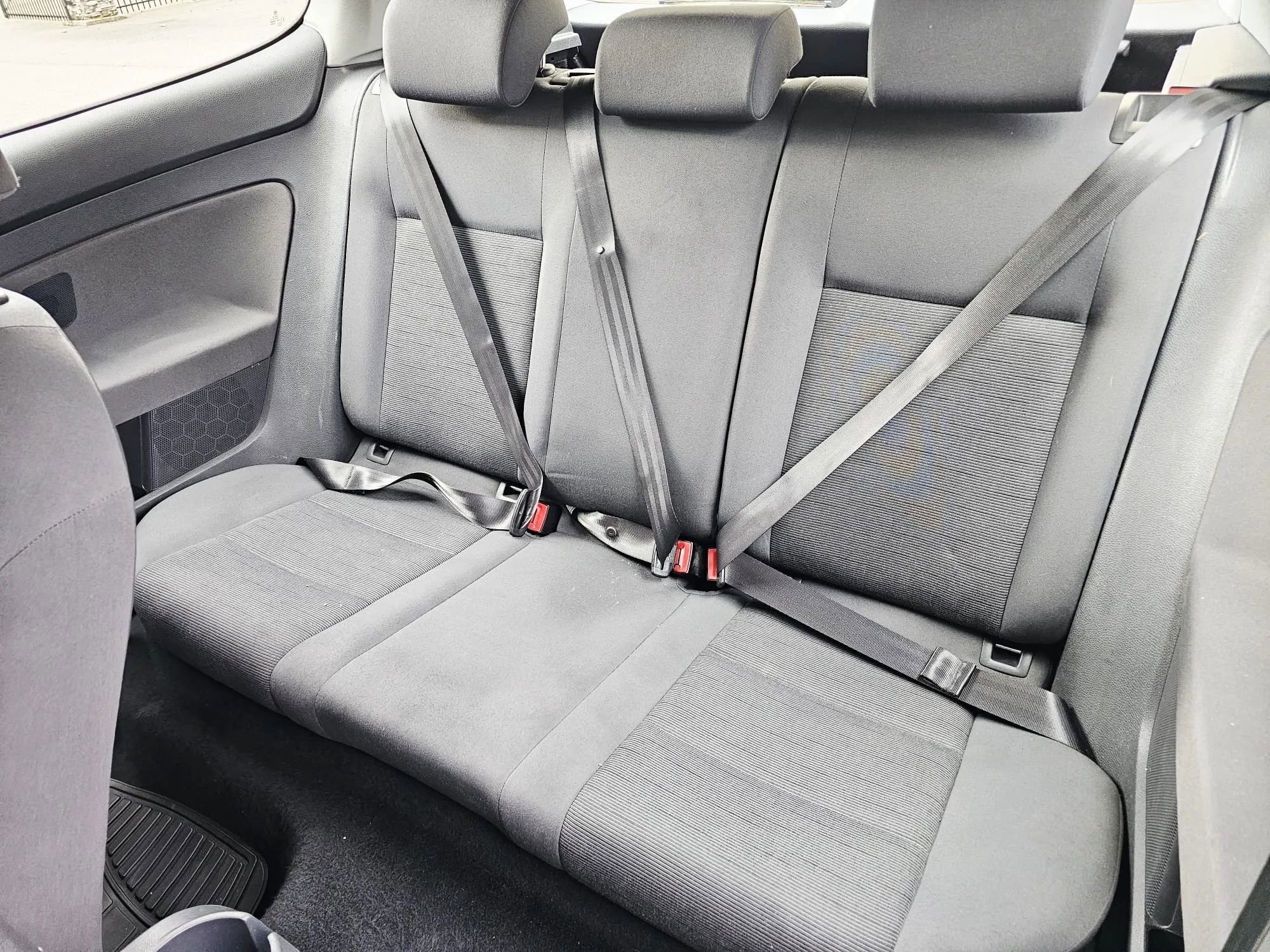 Used 2008 Volkswagen Rabbit S image 10