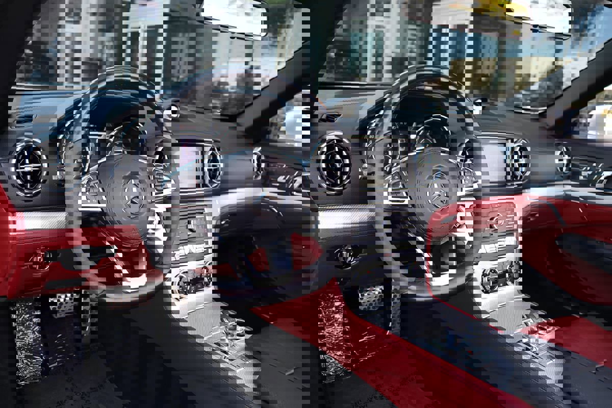 Used 2018 Mercedes-Benz SL 450 image 12