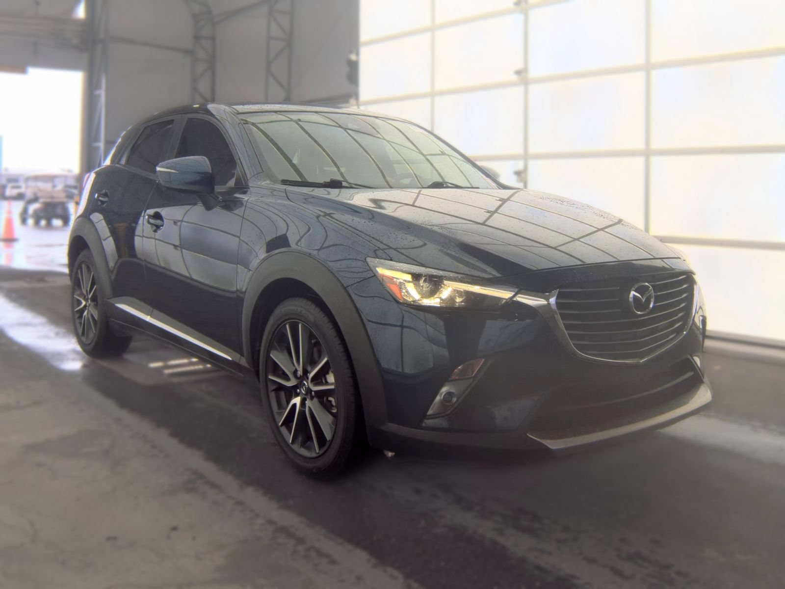 Used 2018 MAZDA CX-3 Grand Touring FWD image 4
