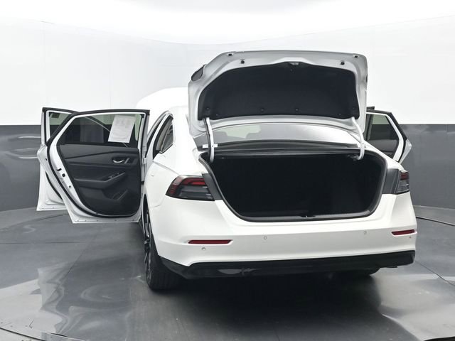 Used 2024 Honda Accord Touring image 37