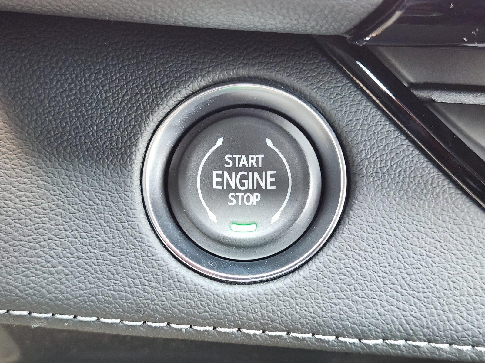 New 2026 Buick Enclave Avenir w/ Super Cruise Package FWD image 25