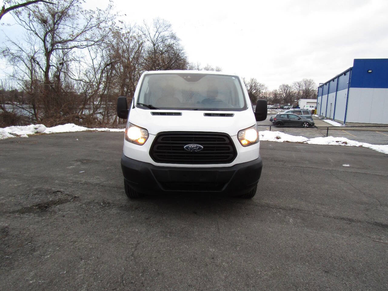 Used 2019 Ford Transit 250 148 Low Roof RWD image 39