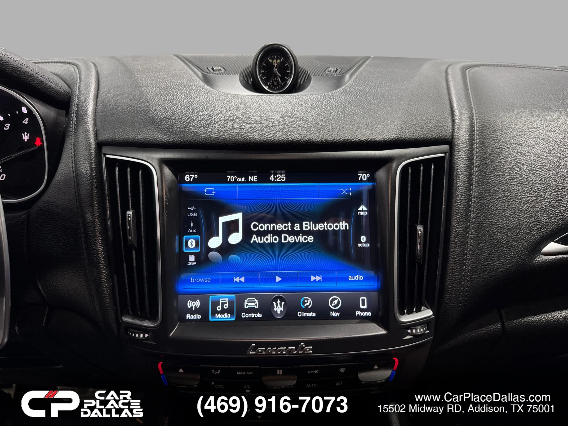 Used 2017 Maserati Levante w/ Sport Package AWD/4WD image 36