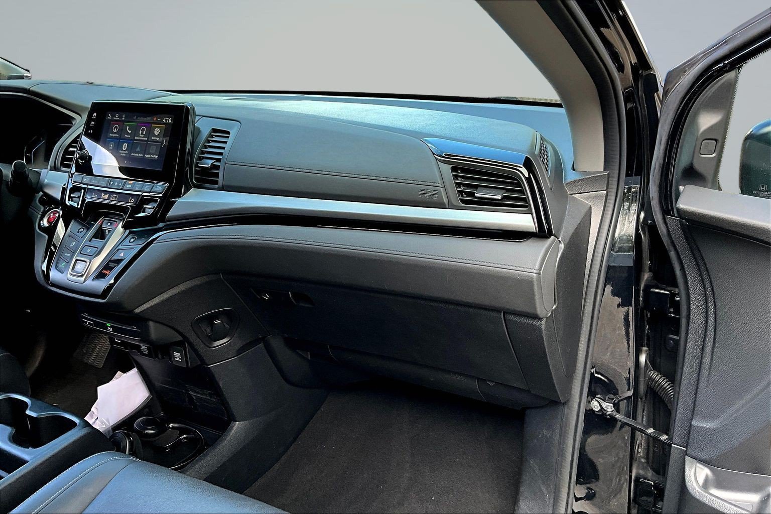 Used 2024 Honda Odyssey Touring image 23