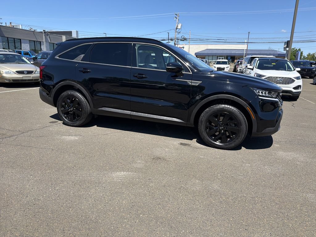 Used 2021 Kia Sorento S AWD/4WD image 6