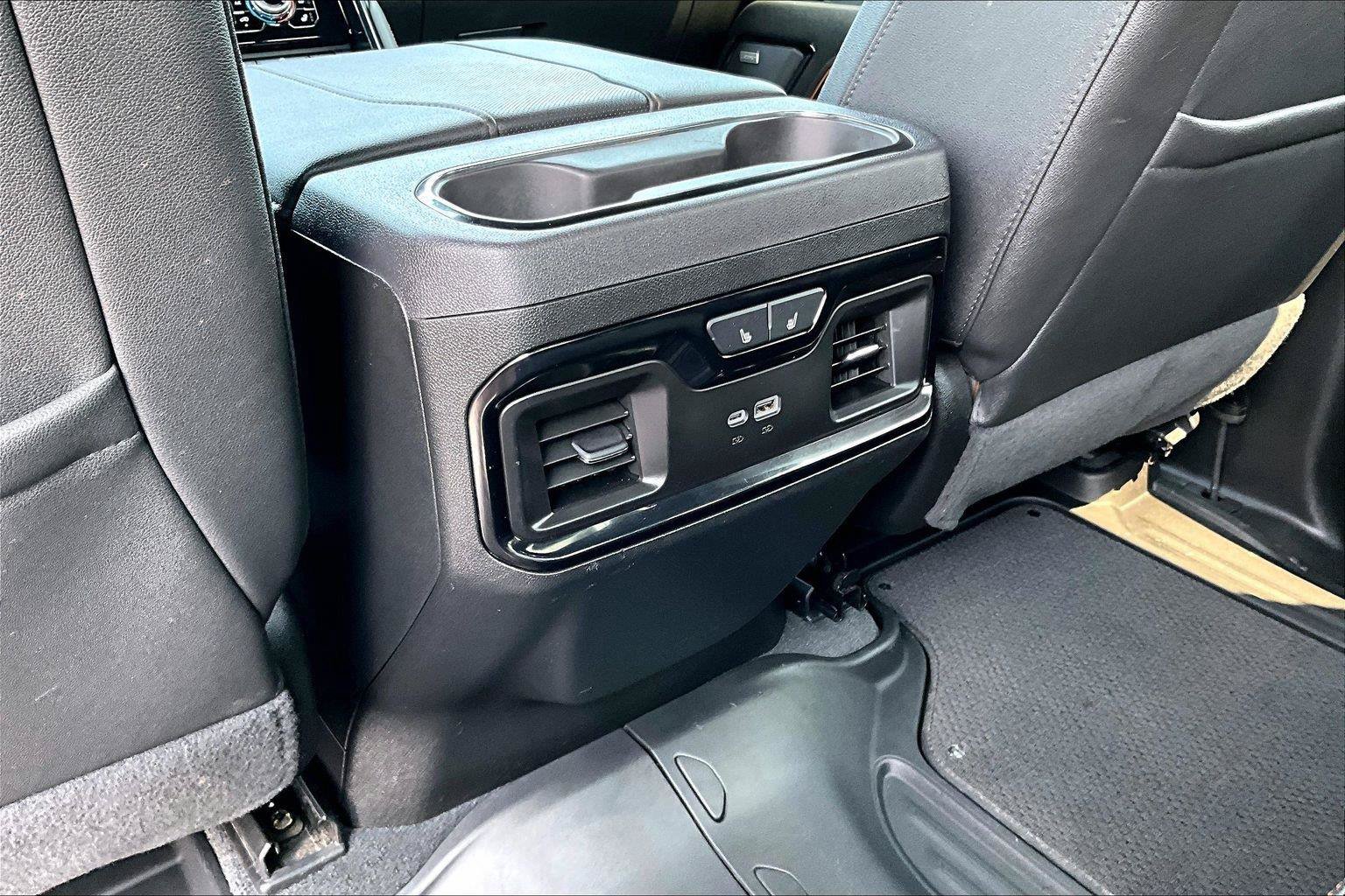 Used 2024 GMC Sierra 1500 AT4 w/ AT4 Preferred Package AWD/4WD image 33