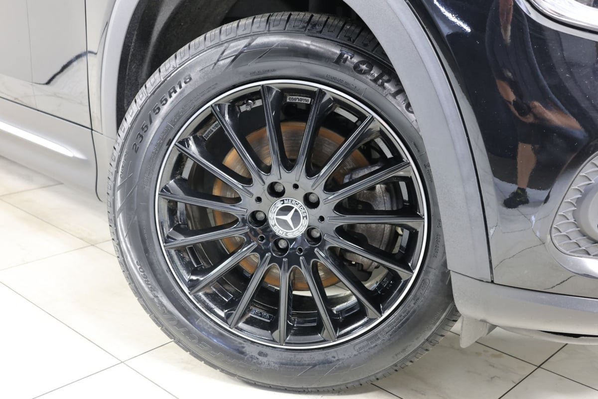 Used 2020 Mercedes-Benz GLB 250 4MATIC image 13