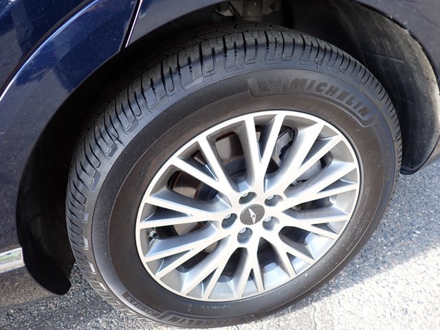 Used 2023 Genesis GV80 2.5T AWD/4WD image 7