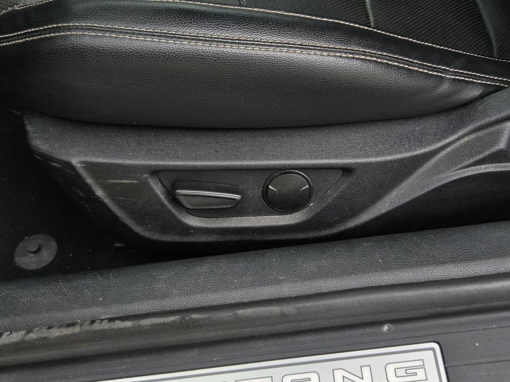 Used 2021 Ford Mustang GT Premium RWD image 14