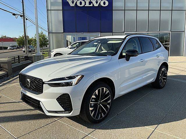 New 2026 Volvo XC60 B5 Ultra w/ Climate Package AWD/4WD image 3