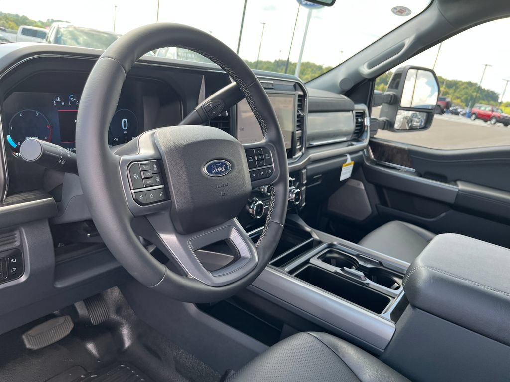 New 2026 Ford F250 Lariat w/ Black Appearance Package AWD/4WD image 15