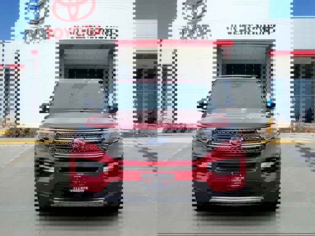 Used 2022 Ford Explorer King Ranch w/ Class IV Trailer Tow Package image 11