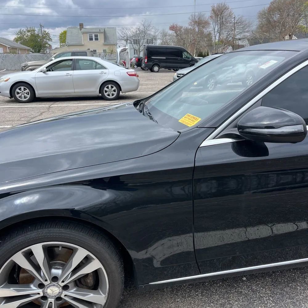 Used 2016 Mercedes-Benz C 300 4MATIC Sedan image 2