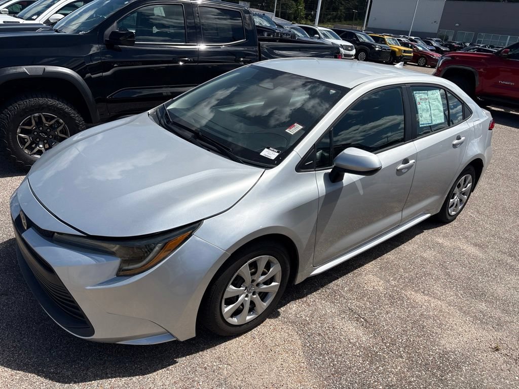 Used 2023 Toyota Corolla LE