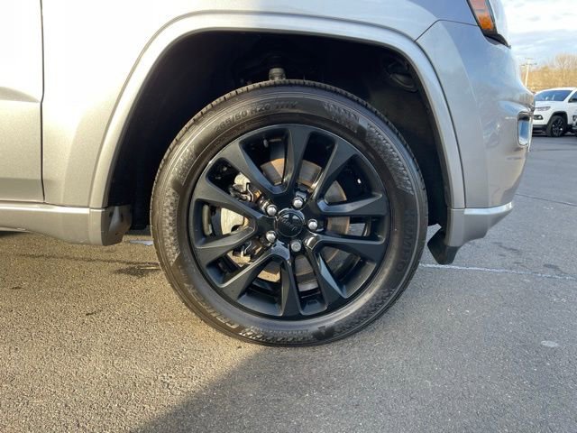 Used 2021 Jeep Grand Cherokee Laredo X AWD/4WD image 35