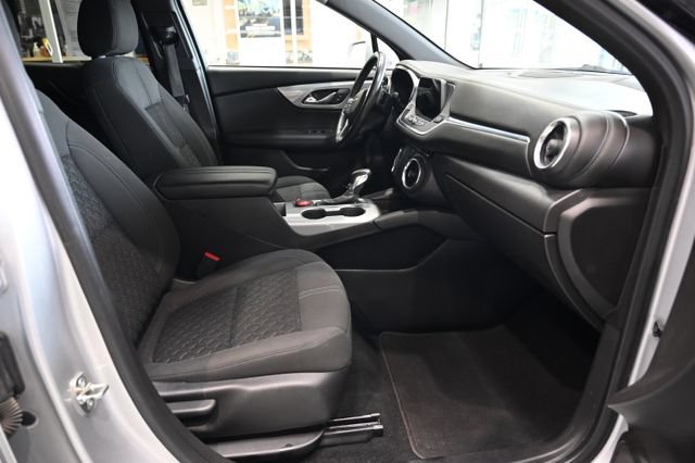 Used 2019 Chevrolet Blazer LT AWD/4WD image 10