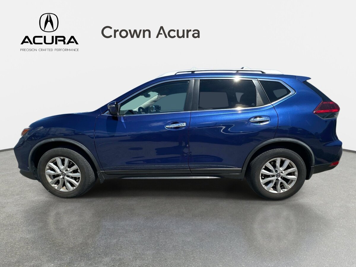 Used 2019 Nissan Rogue SV FWD image 2
