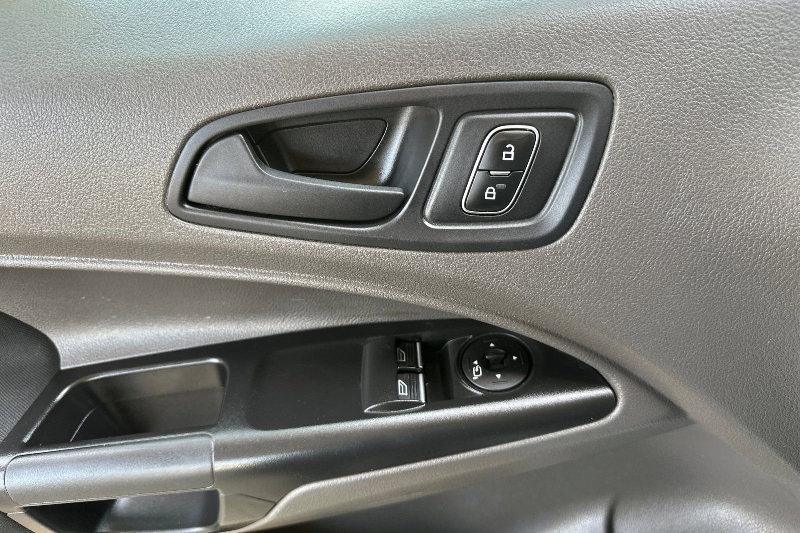 Used 2020 Ford Transit Connect XL w/ CNG/LPG Engine Prep Package image 11