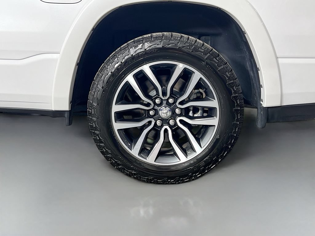 Used 2025 RAM 1500 Limited w/ Off Road Group AWD/4WD image 33