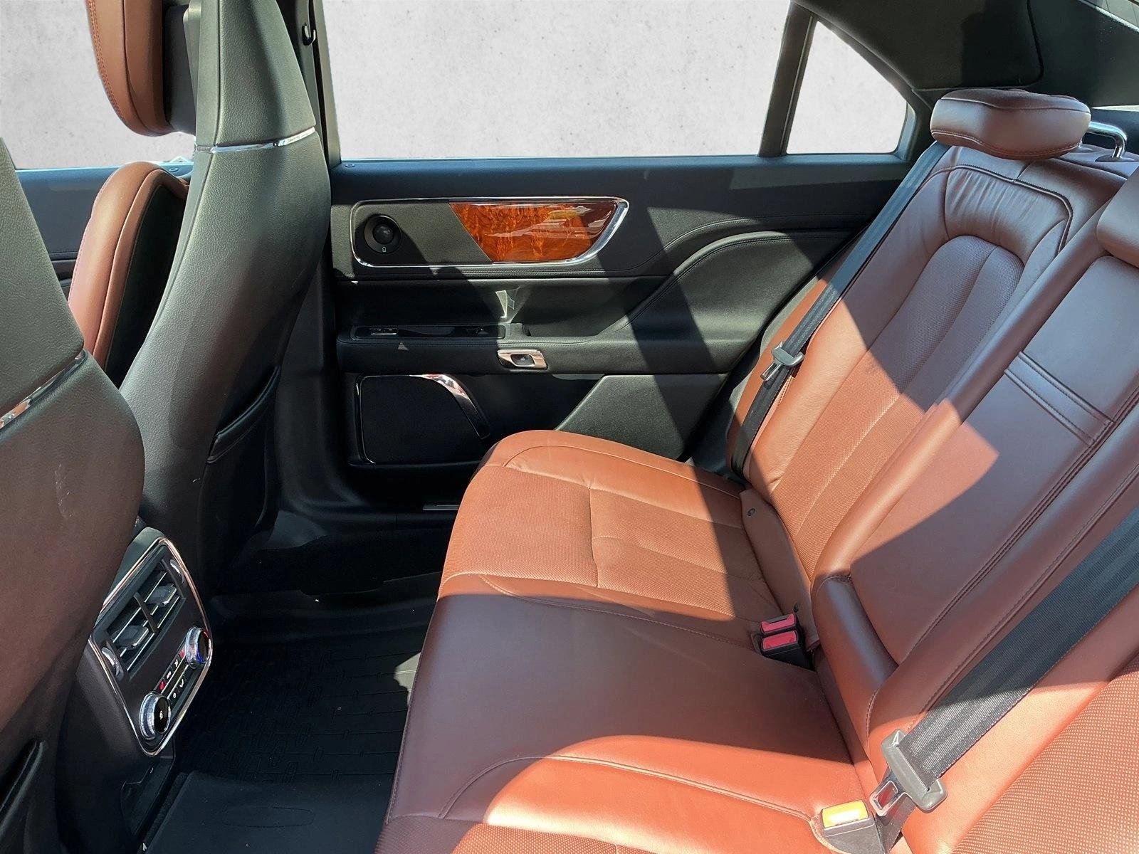 Used 2020 Lincoln Continental Reserve AWD/4WD image 14