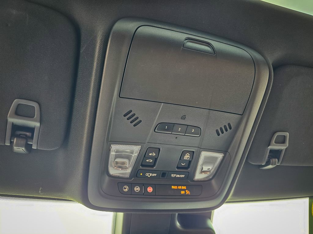 Used 2023 Cadillac XT4 Sport image 32