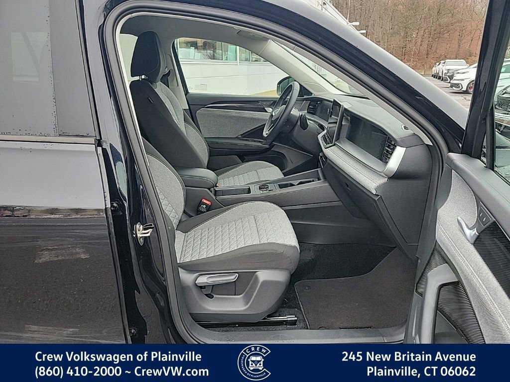 Certified 2025 Volkswagen Tiguan S image 16