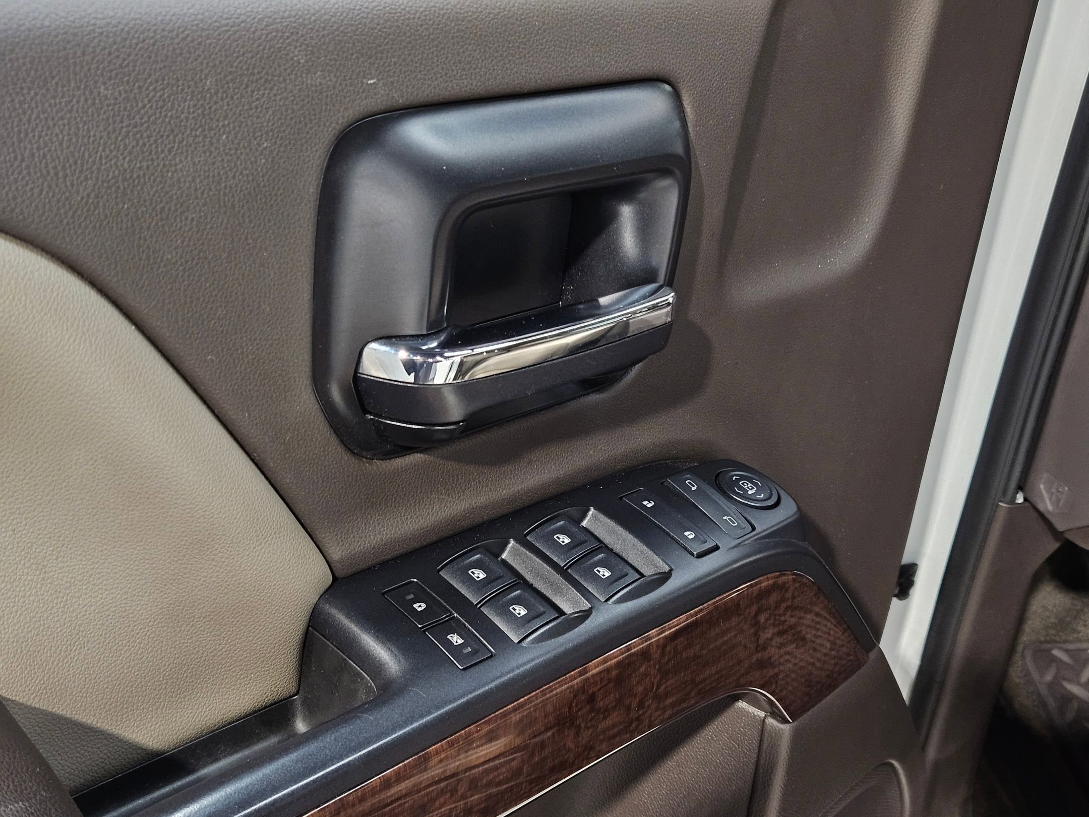 Used 2014 GMC Sierra 1500 SLE w/ SLE Value Package image 21