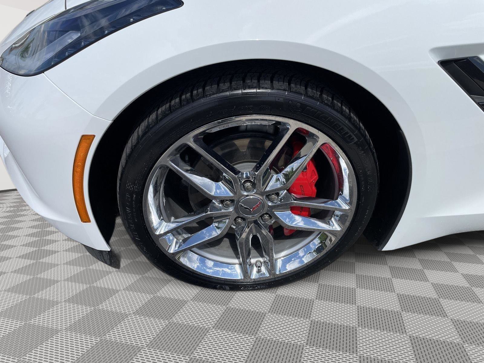 Used 2018 Chevrolet Corvette Stingray Coupe w/ Battery Protection Package RWD image 10