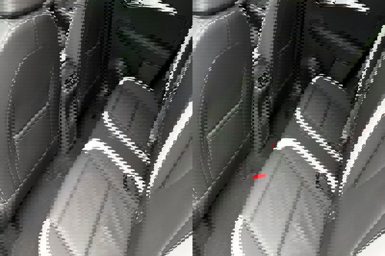 Used 2025 Buick Envision Sport Touring image 12