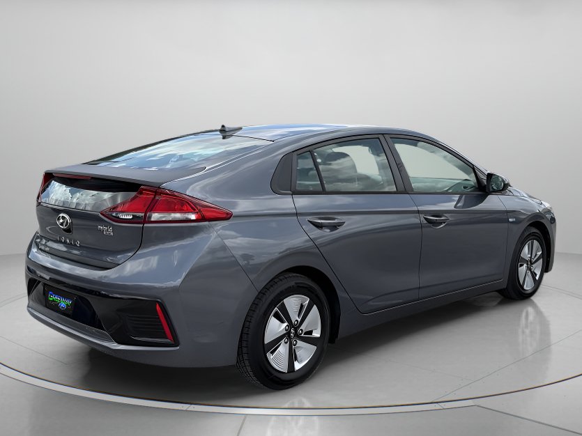 Used 2019 Hyundai Ioniq Blue FWD image 3