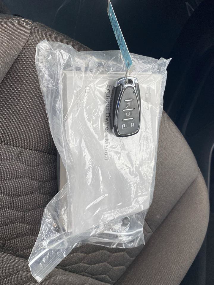 Used 2018 Chevrolet Equinox LT AWD/4WD image 23
