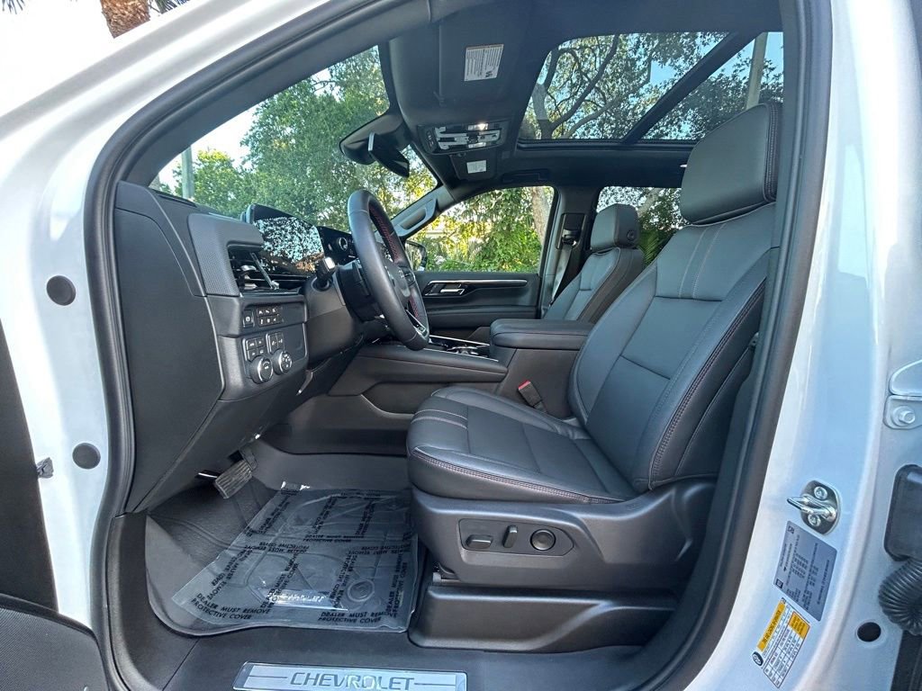 Used 2026 Chevrolet Tahoe RST w/ Comfort Package AWD/4WD image 10