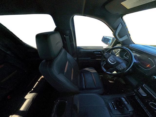 Used 2024 GMC Sierra 1500 AT4 w/ Technology Package AWD/4WD image 40