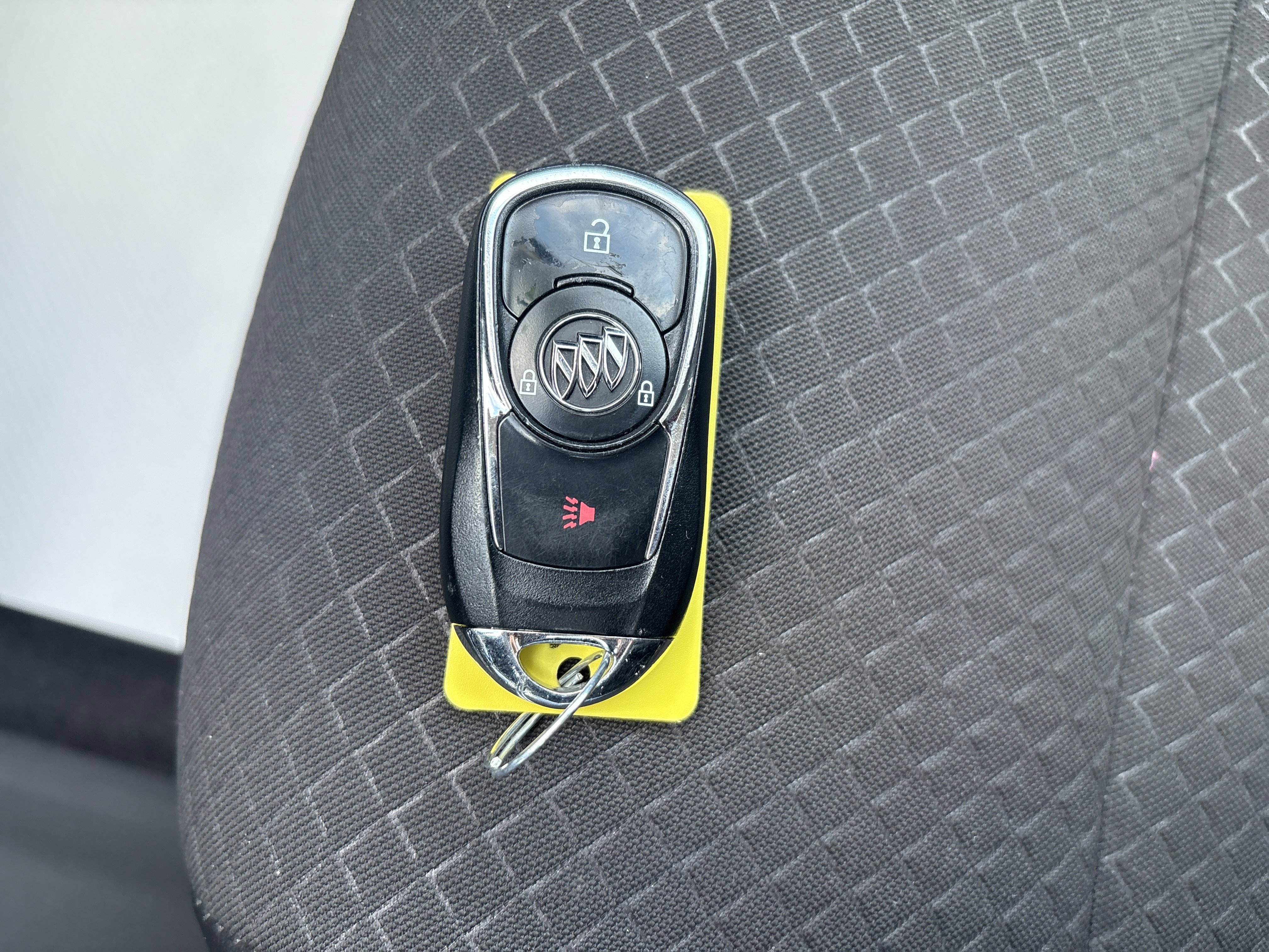 Used 2019 Buick Encore Preferred image 27