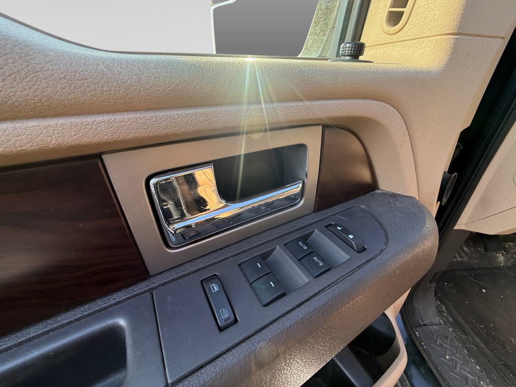 Used 2012 Ford F150 Lariat w/ Lariat Chrome Pkg AWD/4WD image 19