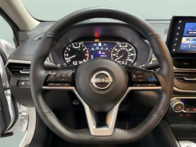Used 2023 Nissan Altima 2.5 SL