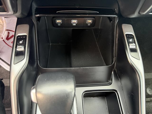 Certified 2022 Kia Sorento S FWD image 25