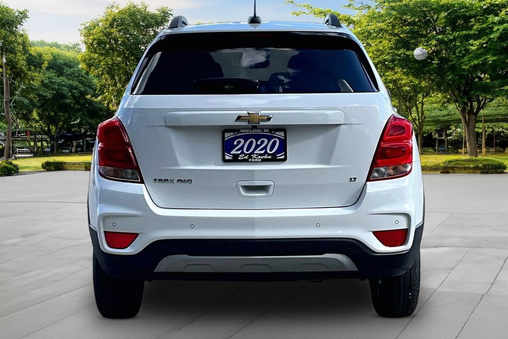 Used 2020 Chevrolet Trax LT w/ Driver Confidence Package AWD/4WD image 4