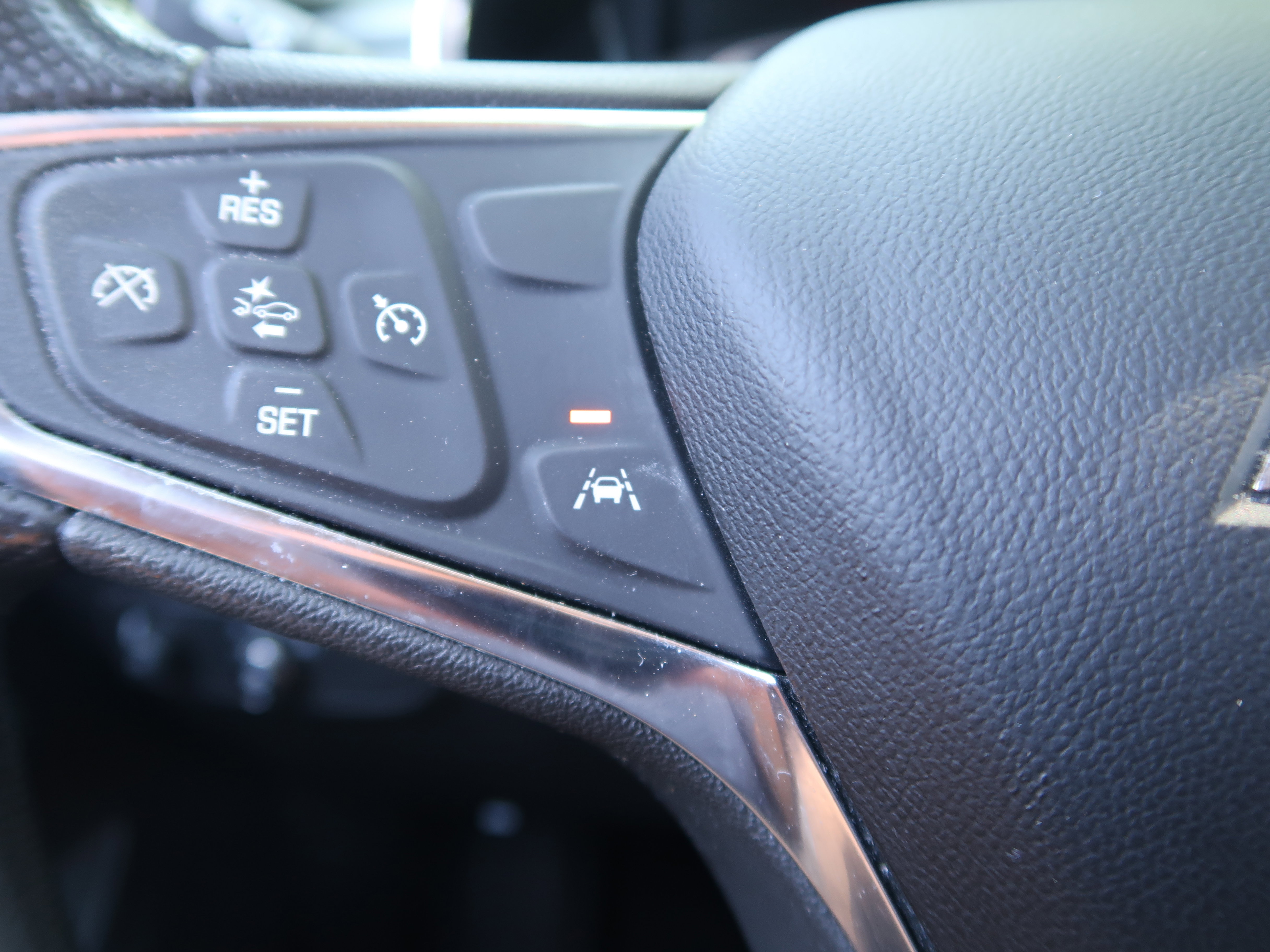 Used 2021 Chevrolet Equinox LT FWD image 20