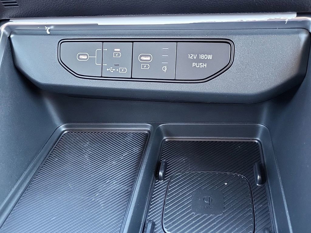 New 2025 Kia Carnival SX image 24