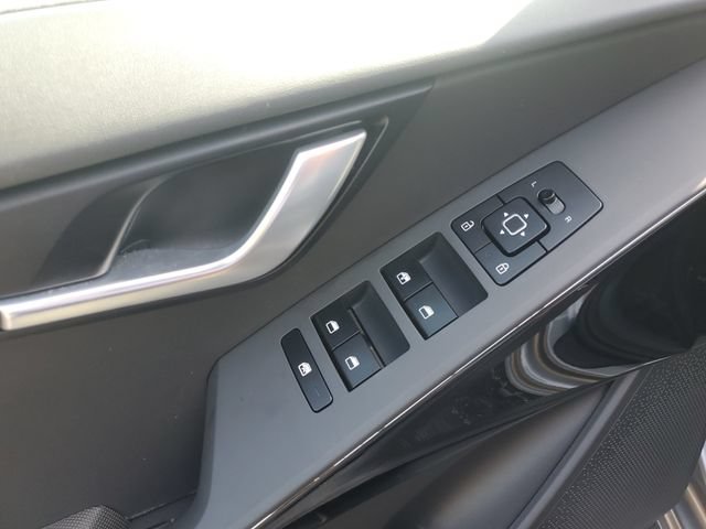 Used 2024 Kia Niro Wind FWD image 12