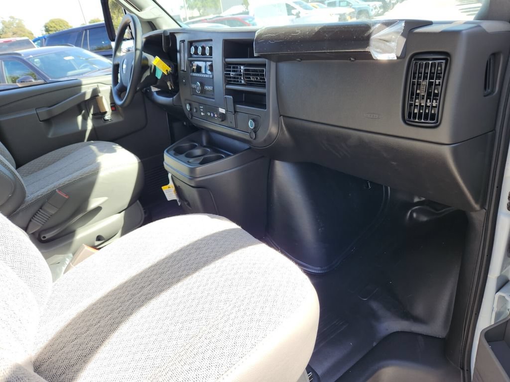 New 2025 Chevrolet Express 3500 w/ Power Convenience Package RWD image 12