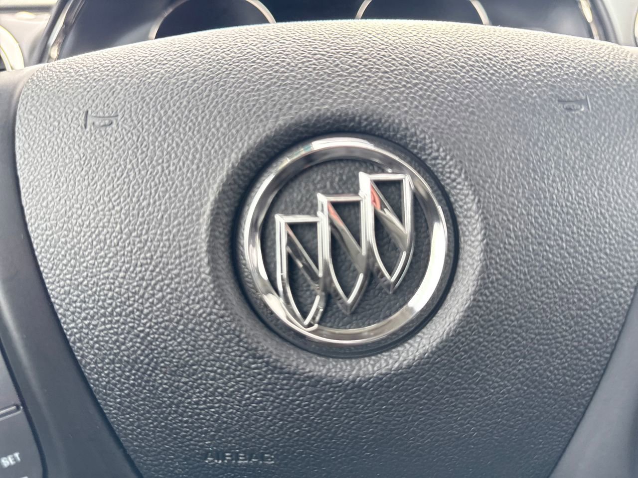 Used 2014 Buick Enclave Leather image 29