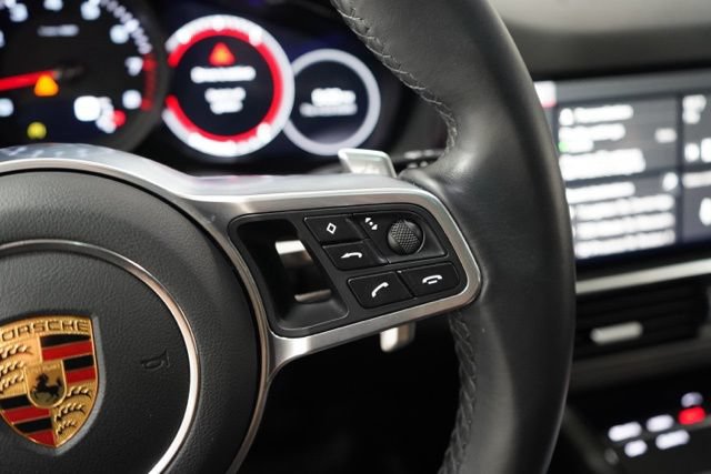 Used 2021 Porsche Cayenne AWD/4WD image 21