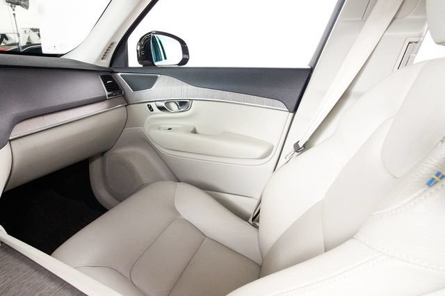 Certified 2023 Volvo XC90 B6 Core w/ Protection Package Premier AWD/4WD image 8