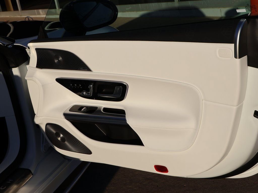 New 2026 Mercedes-Benz Maybach SL 680 image 27