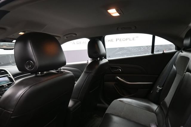 Used 2015 Chevrolet Malibu LT FWD image 21