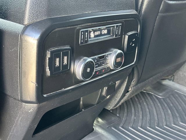 Used 2018 Ford Expedition Max Limited RWD image 41