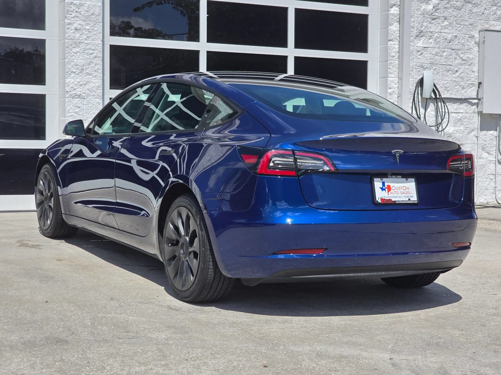Used 2023 Tesla Model 3 Standard Range RWD image 7