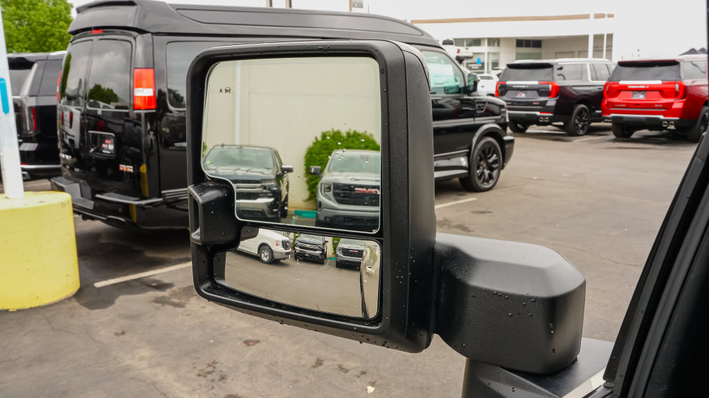 New 2026 GMC Sierra 2500 AT4 w/ Technology Package AWD/4WD image 12